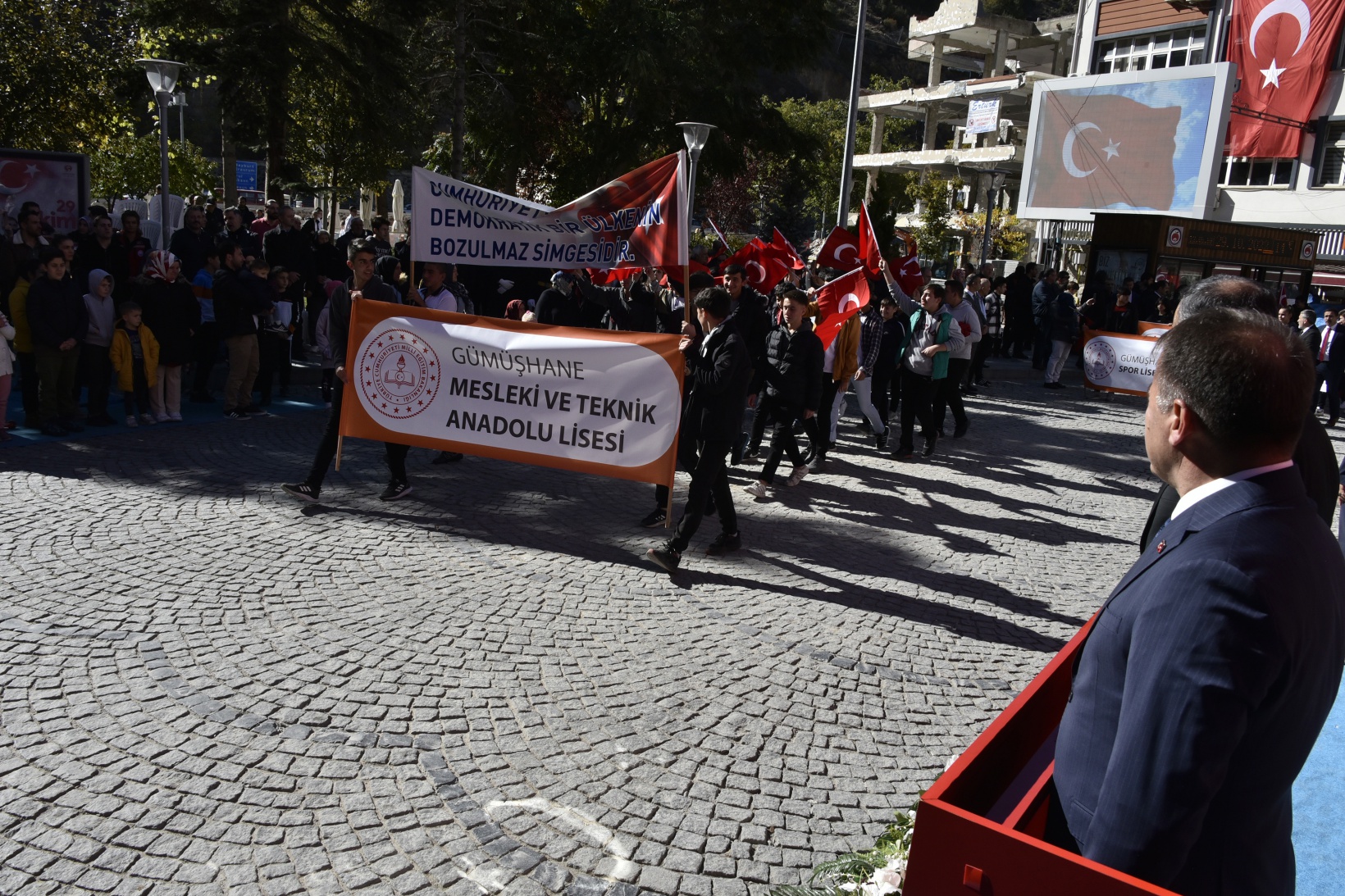 Gümüşhane’de 29 Ekim Cumhuriyet Bayramı kutlanıyor 49