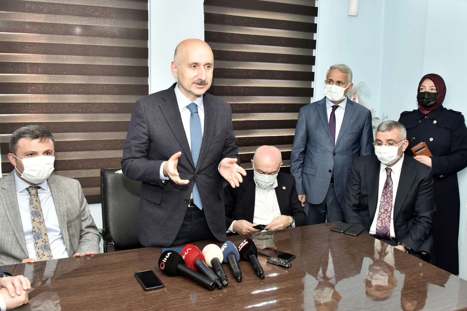 Ulaştırma ve Altyapı Bakanı Adil Karaismailoğlu Gümüşhane’de 14