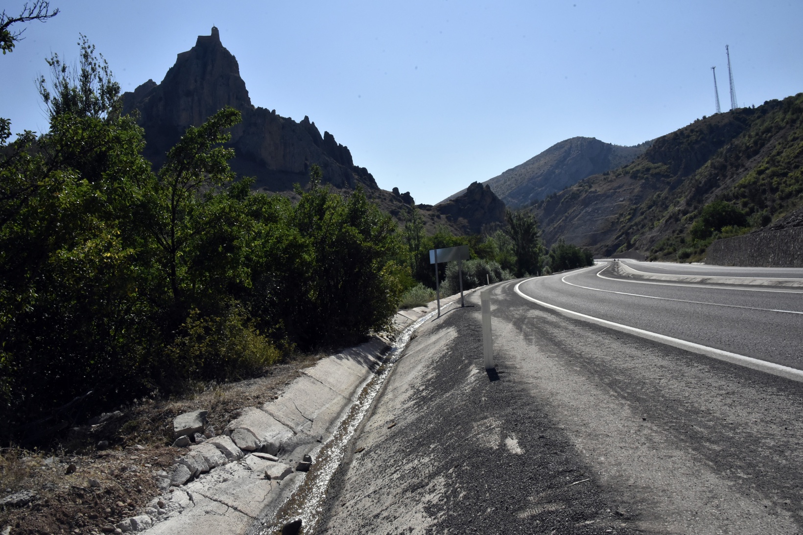 Gümüşhane’de yolcu otobüsü kaza yaptı: 1 ölü, 24 yaralı 1