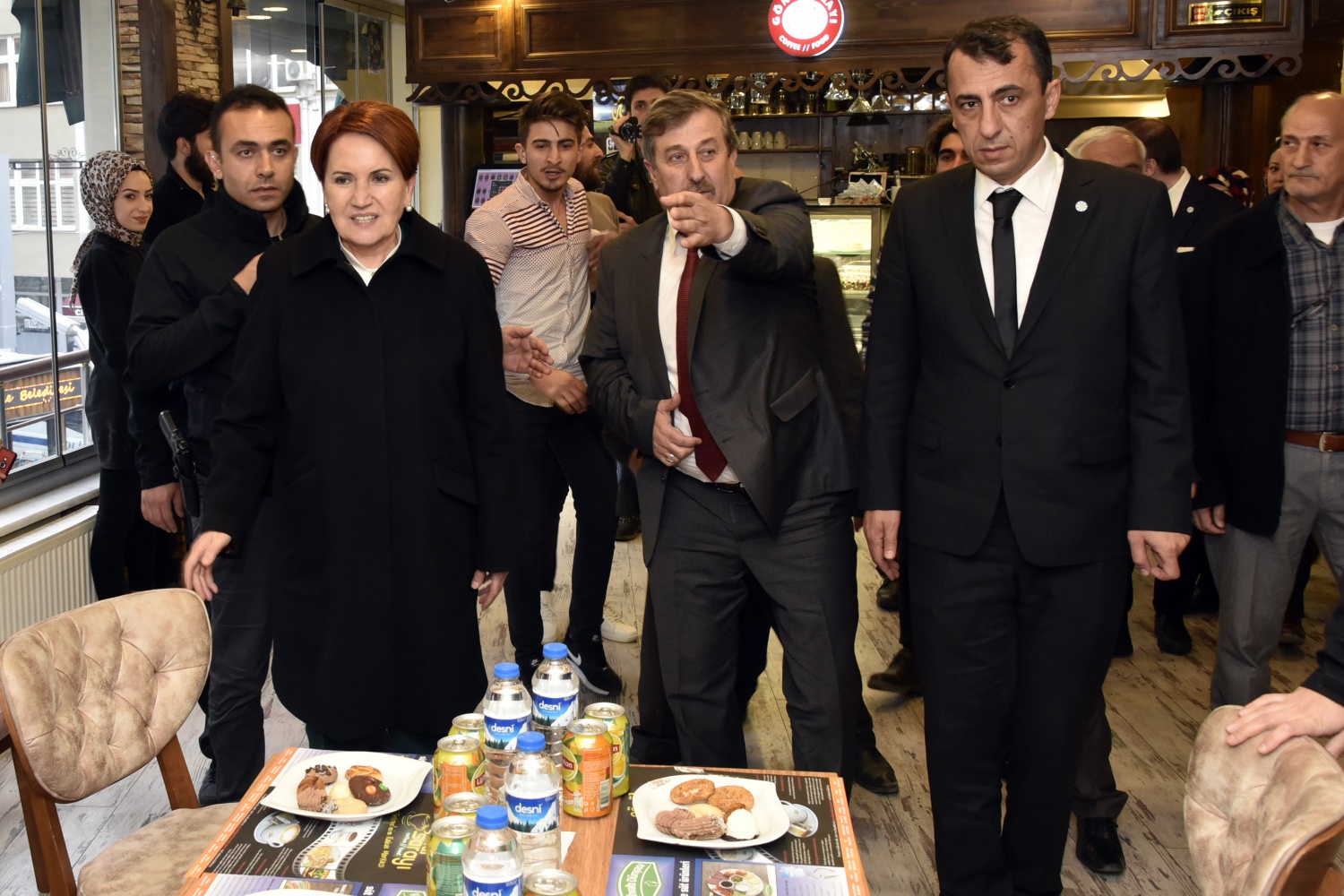 Akşener’den Gümüşhane’ye sürpriz ziyaret 5