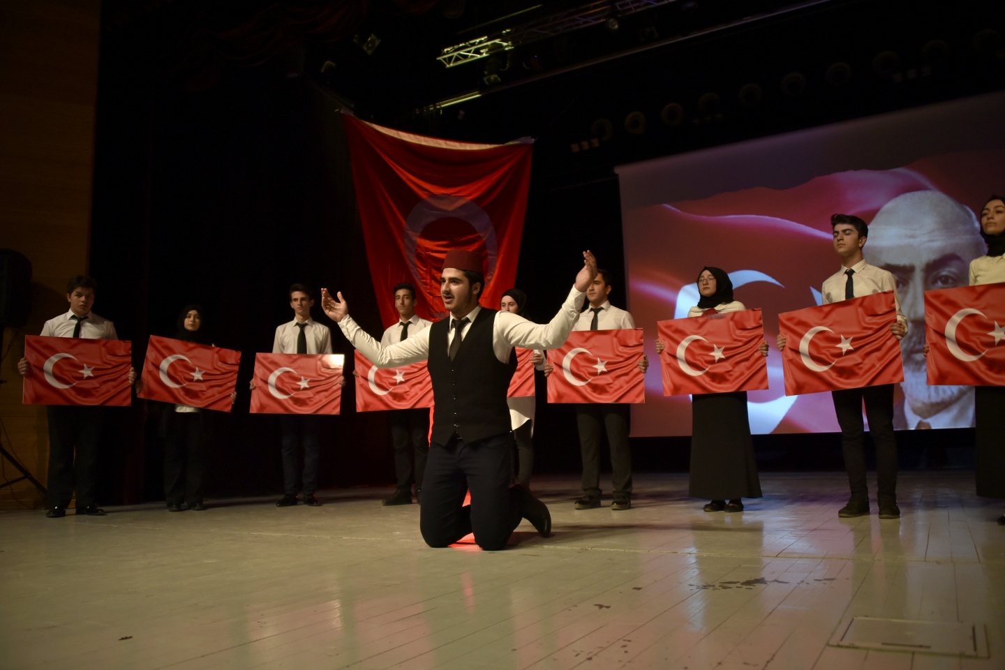 İstiklal Marşı’nın kabulünün 97.yıldönümü Gümüşhane’de kutlandı 13