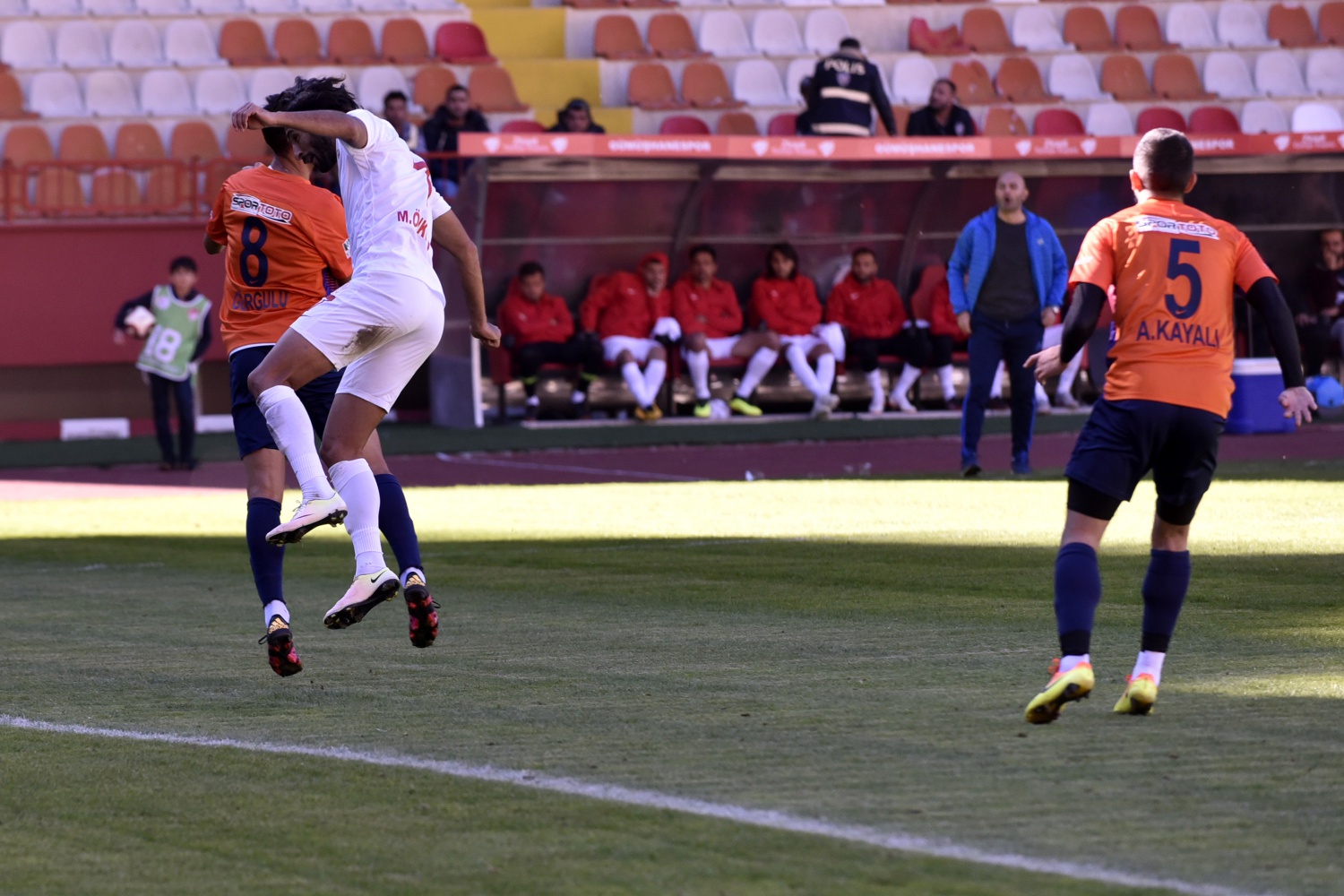 Gümüş kupaya penaltılarla veda etti: 5-7 44