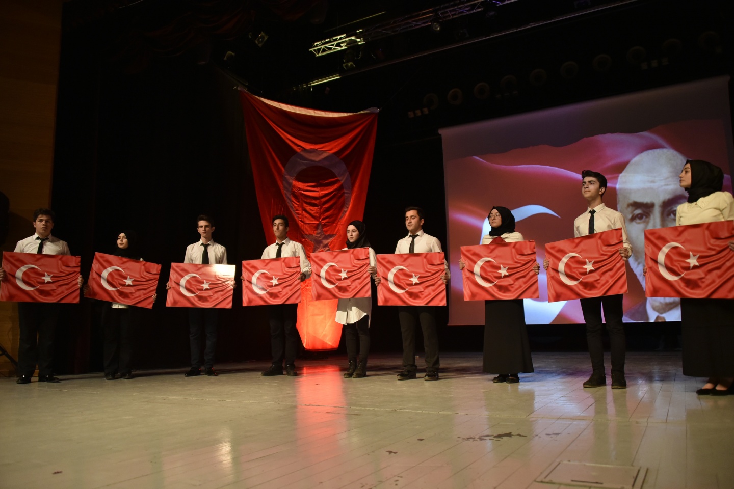 İstiklal Marşı’nın kabulünün 97.yıldönümü Gümüşhane’de kutlandı 14