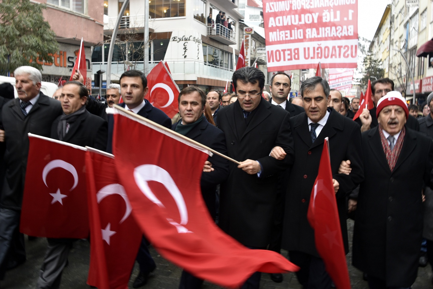 Gümüşhane'de 10 bin kişi terörü lanetledi 43