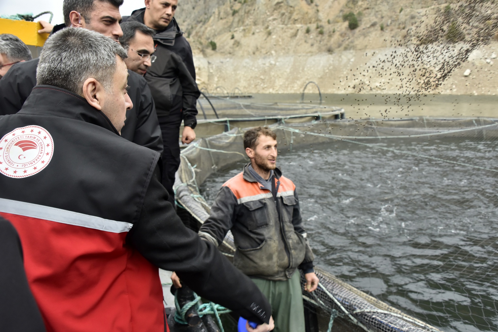 Karlı dağların arasından dünyaya balık ihracatı 22