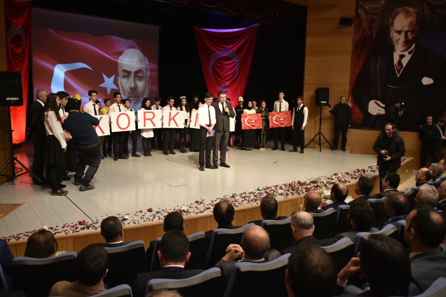 İstiklal Marşı’nın kabulünün 97.yıldönümü Gümüşhane’de kutlandı 21