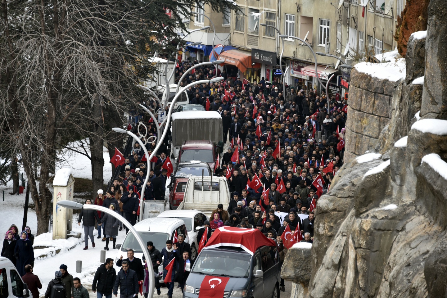 Gümüşhane'de 10 bin kişi terörü lanetledi 41