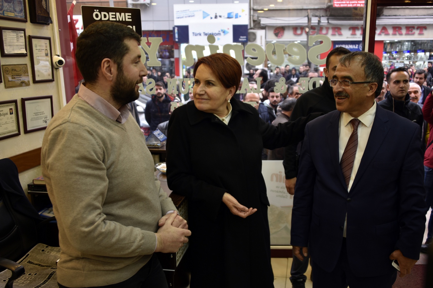 Akşener’den Gümüşhane’ye sürpriz ziyaret 14