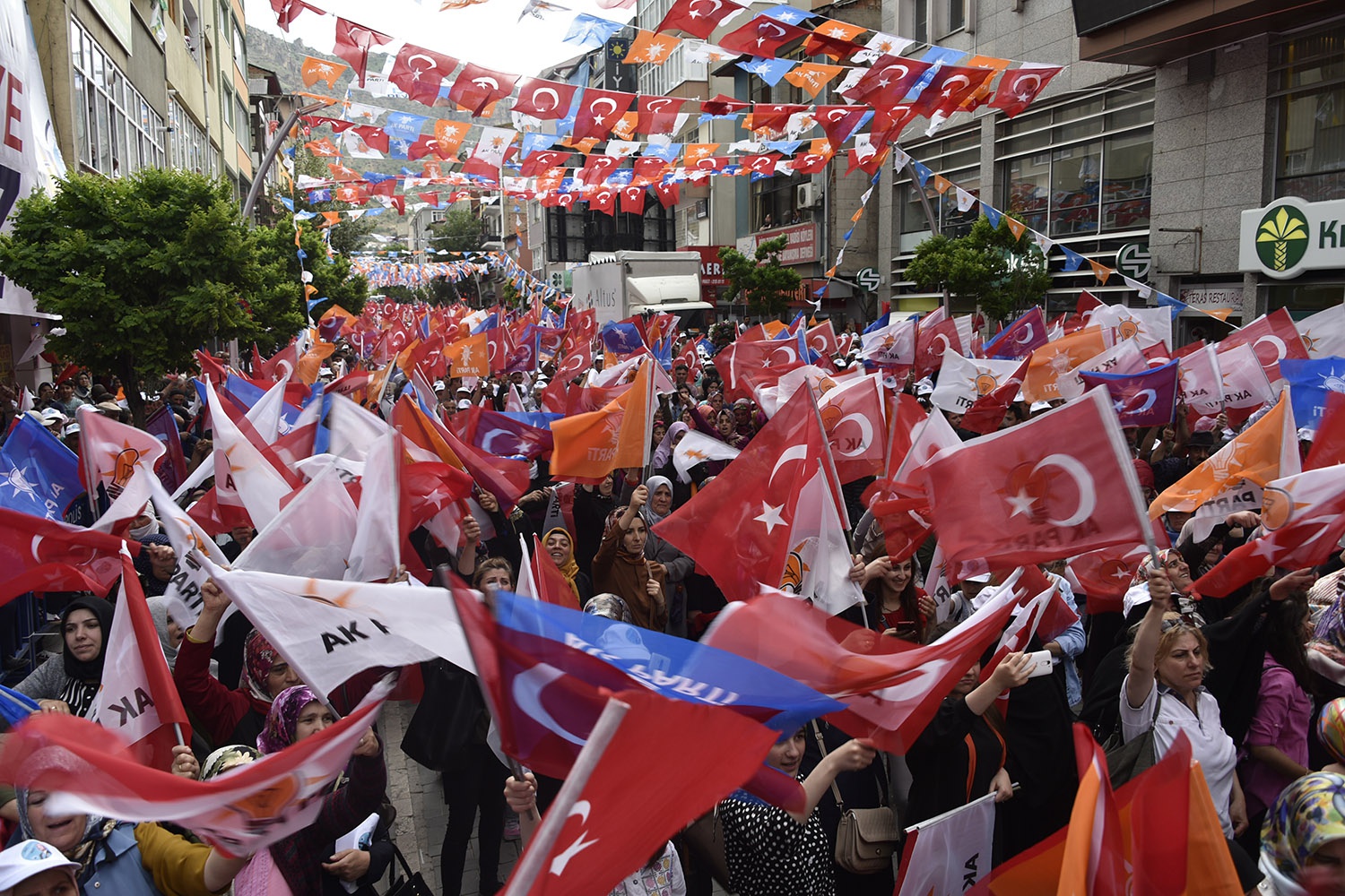 Başbakan Binali Yıldırım Gümüşhane’de 36