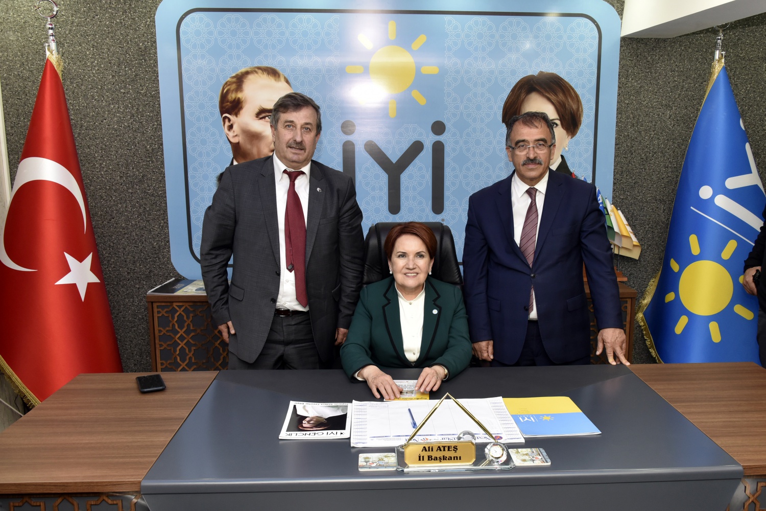 Akşener’den Gümüşhane’ye sürpriz ziyaret 19