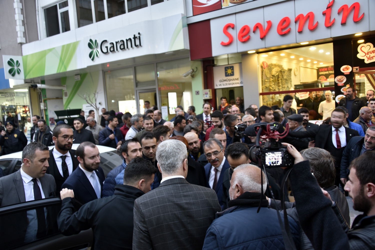 Akşener’den Gümüşhane’ye sürpriz ziyaret 30