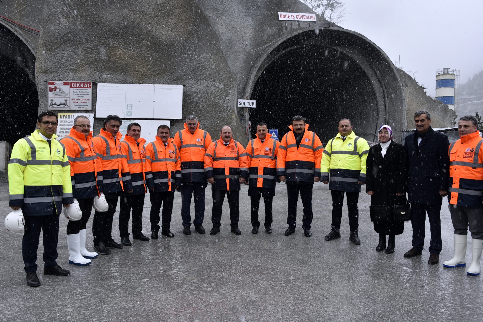 Bakan Varank’tan dünyan en uzun 2.tüneline inceleme 17