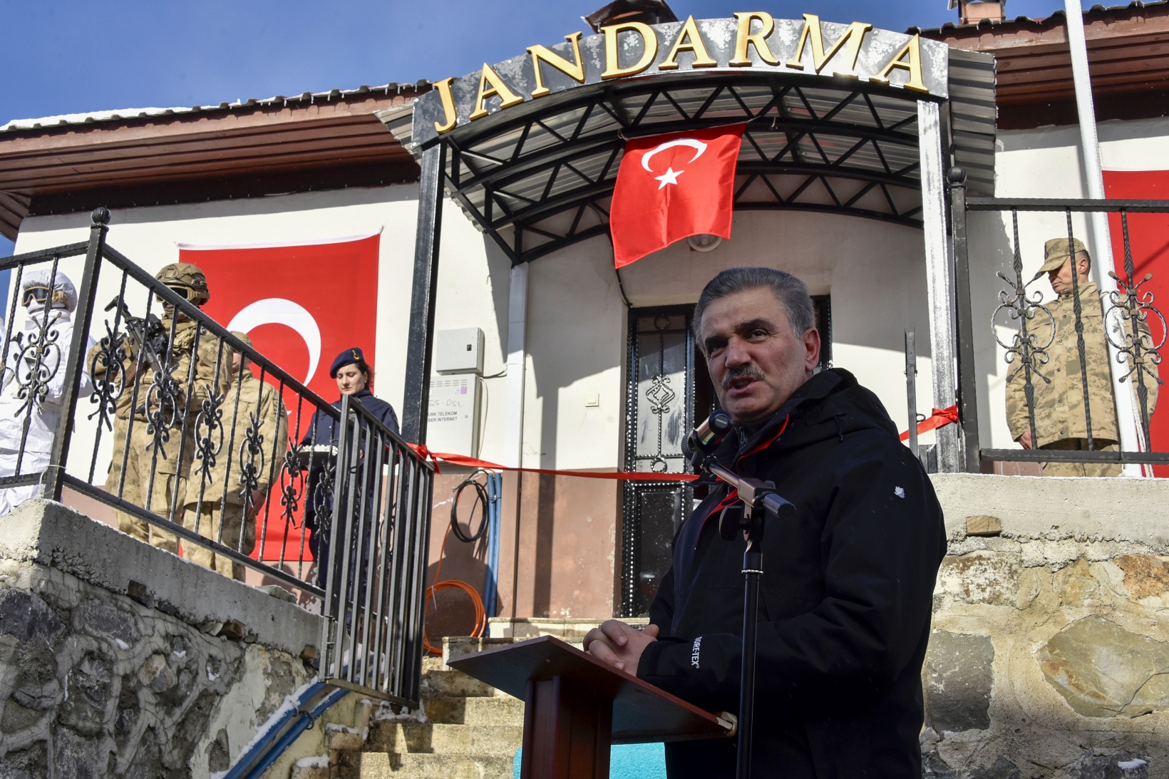 Zigana dağındaki Jandarma karakolu 20 yıl sonra yeniden açıldı 15