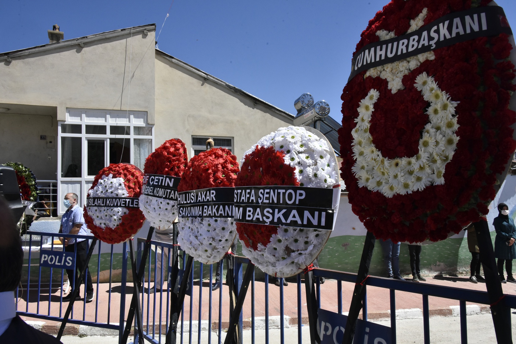 Köse şehidini son yolculuğuna uğurladı 3