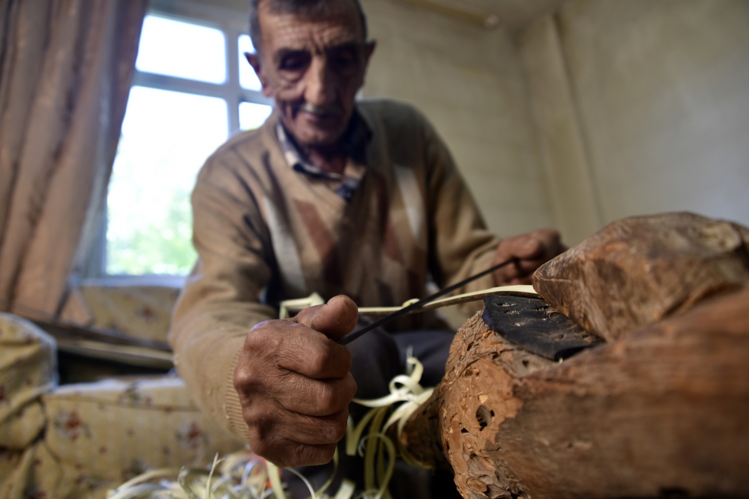 53 yıldır eşiyle birlikte külek yaparak geçimini sağlıyor 1