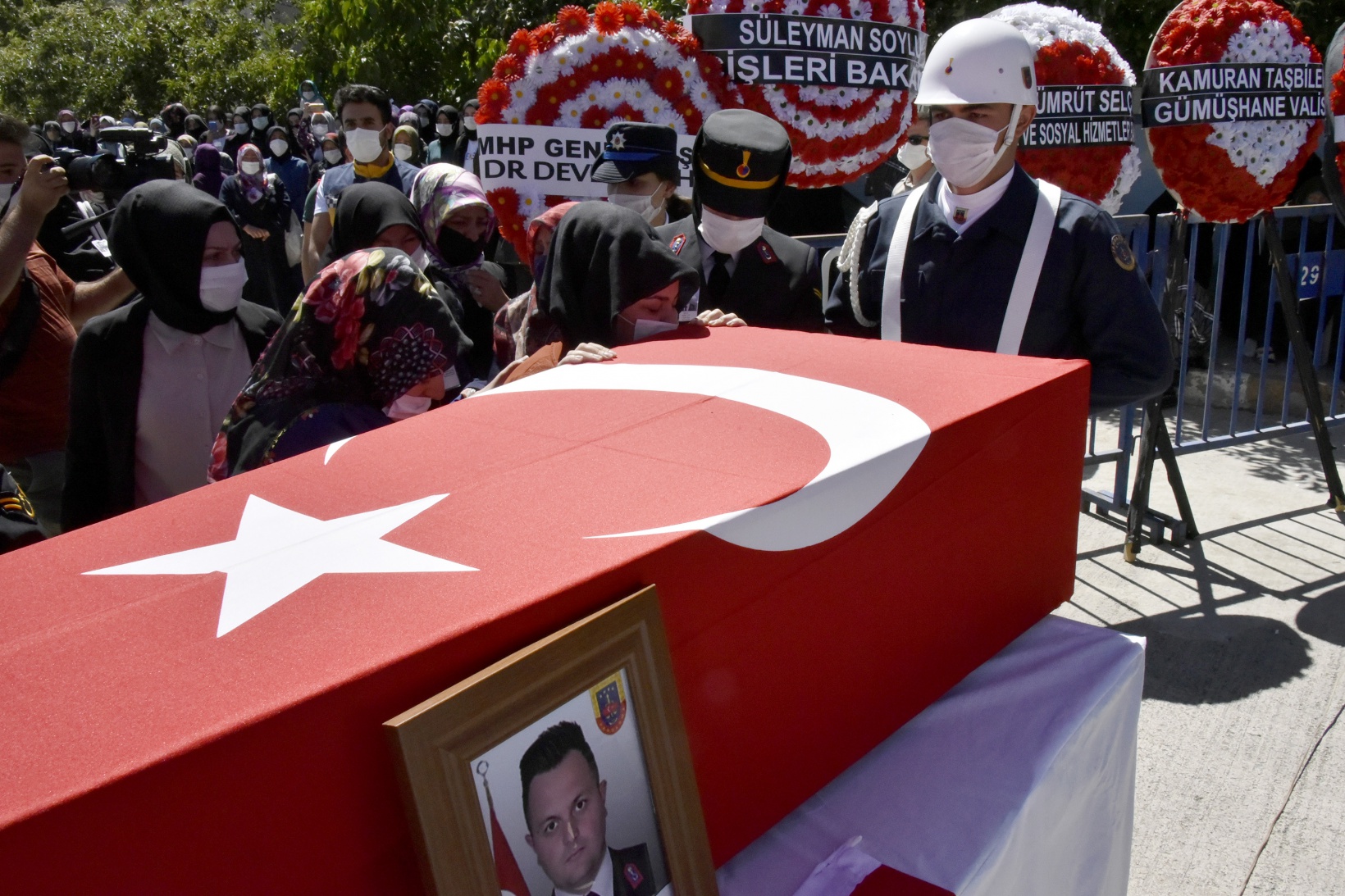 Köse şehidini son yolculuğuna uğurladı 31