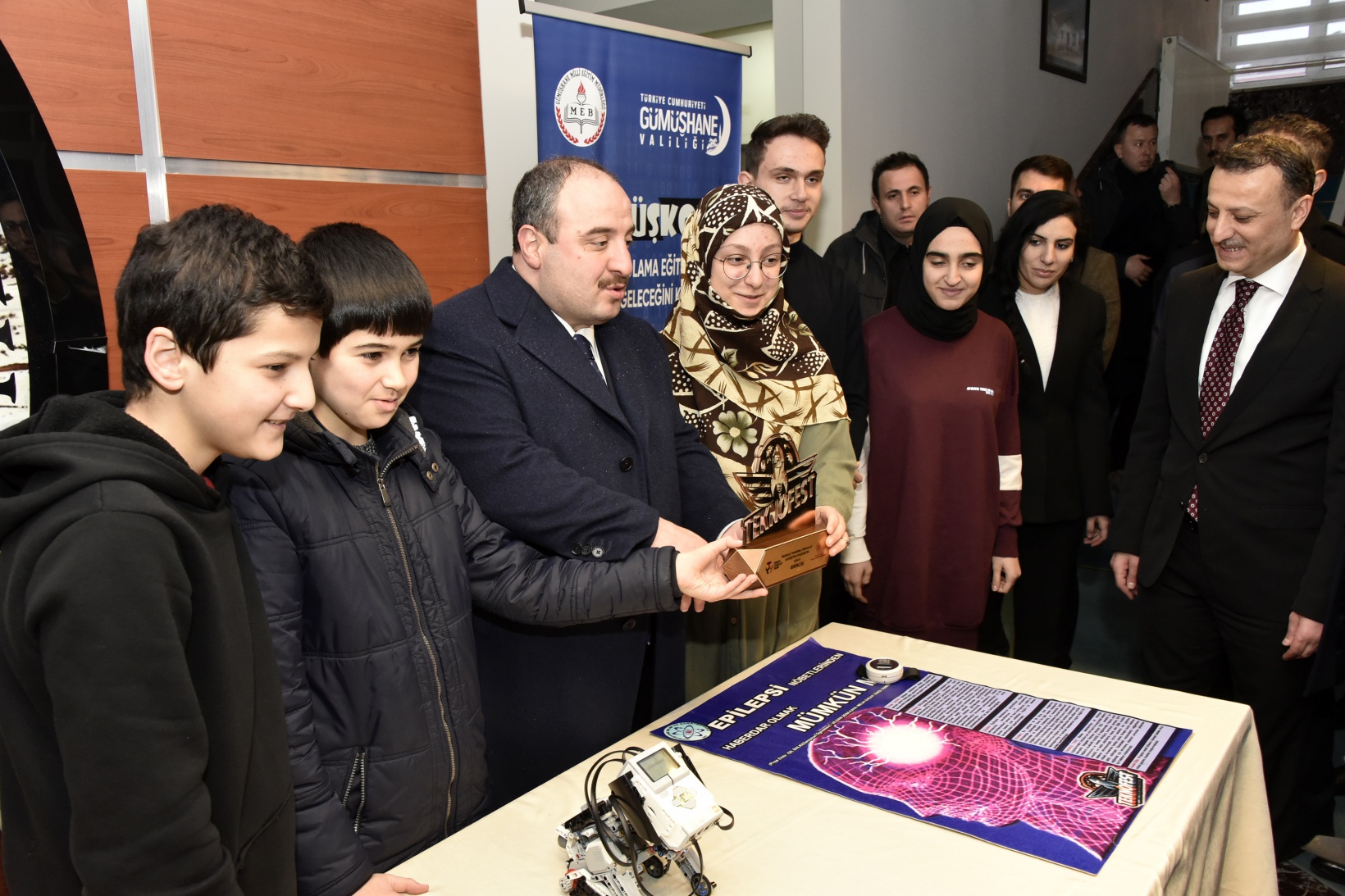 Bakan Varank Gümüşhane’den ayrıldı 25