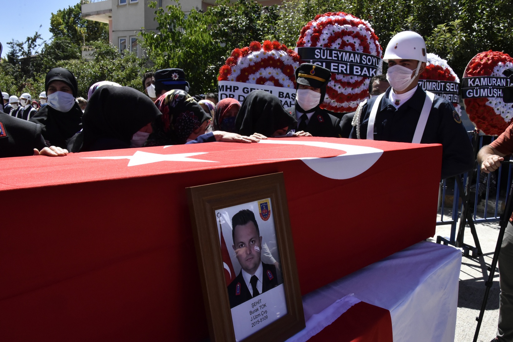 Köse şehidini son yolculuğuna uğurladı 33