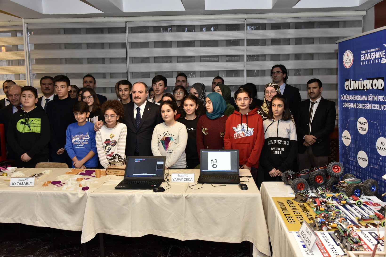 Bakan Varank Gümüşhane’den ayrıldı 27