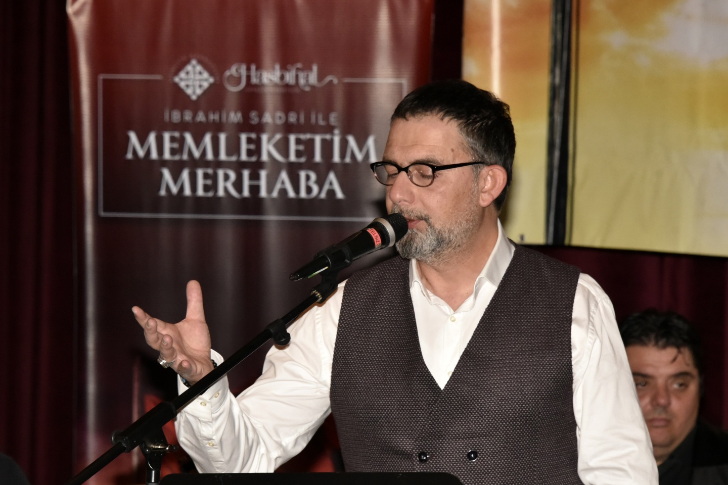 ‘İbrahim Sadri İle Memleketim Merhaba’ programının ilki Gümüşhane’de yapıldı 13