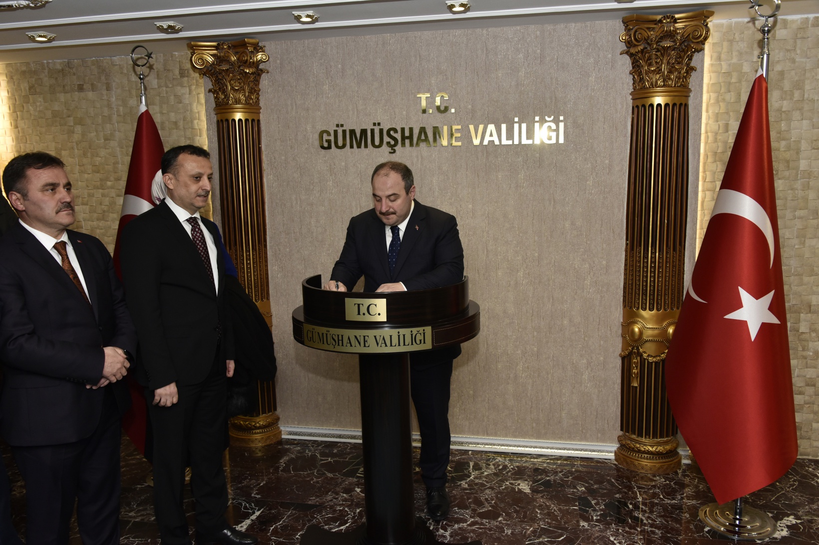 Bakan Varank Gümüşhane’den ayrıldı 32