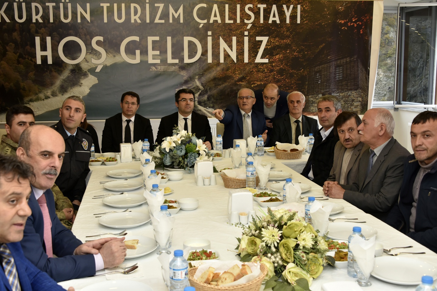 Kürtün’de muhtarlar toplantısı yapıldı 3