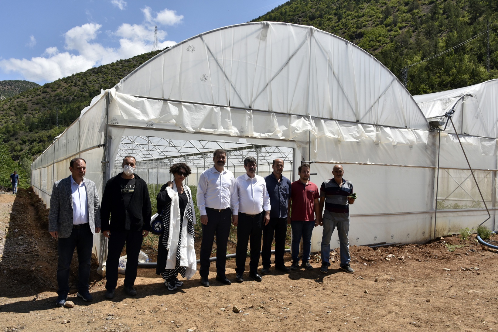 Gümüşhane’nin en büyük sera alanını Torul Belediyesi kurdu 3