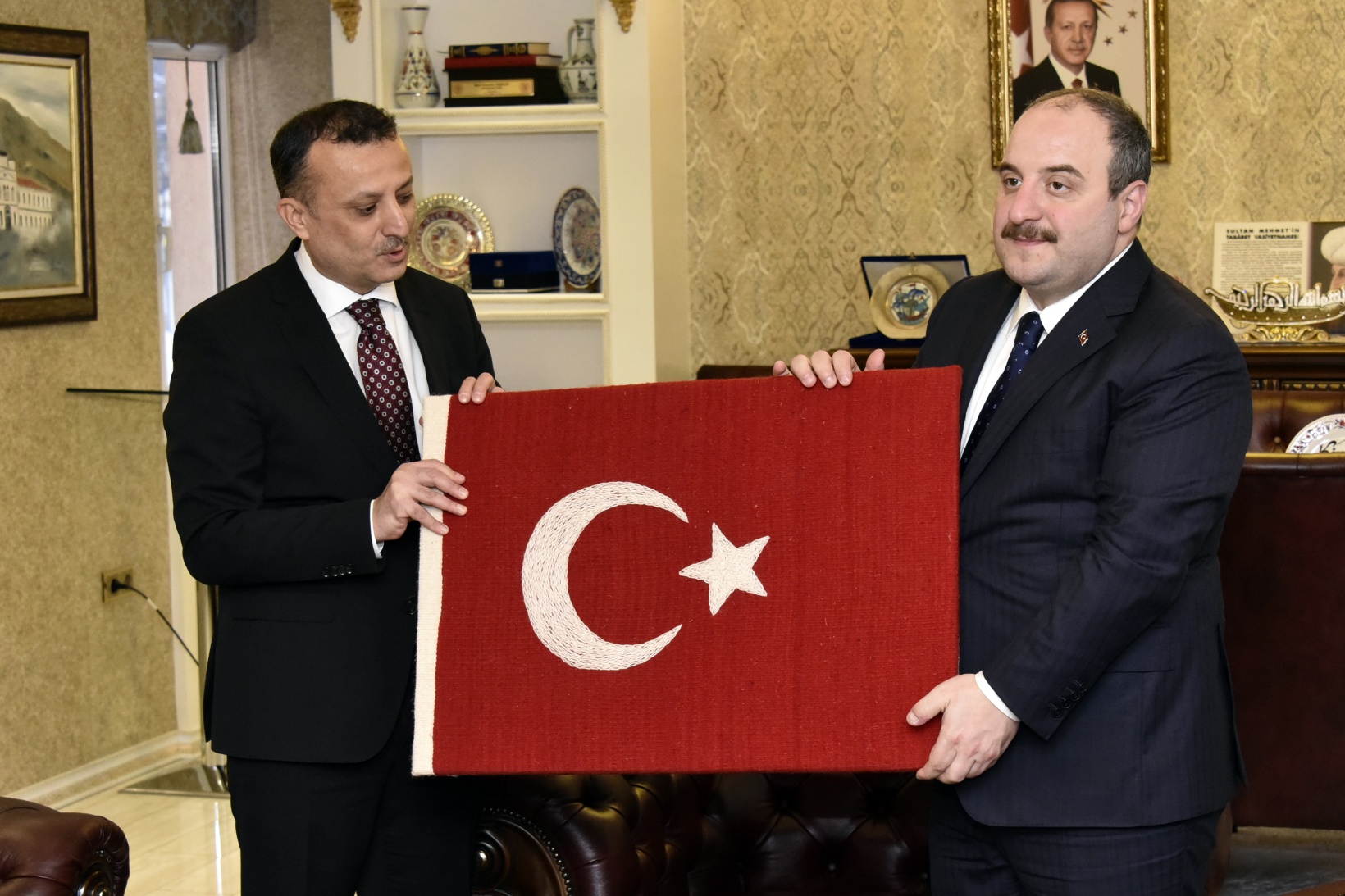 Bakan Varank Gümüşhane’den ayrıldı 22