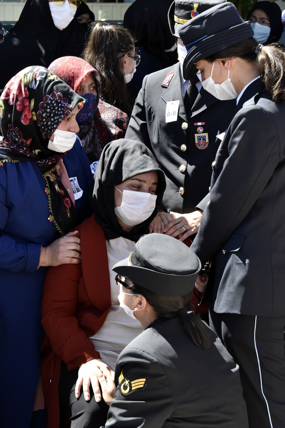 Köse şehidini son yolculuğuna uğurladı 34
