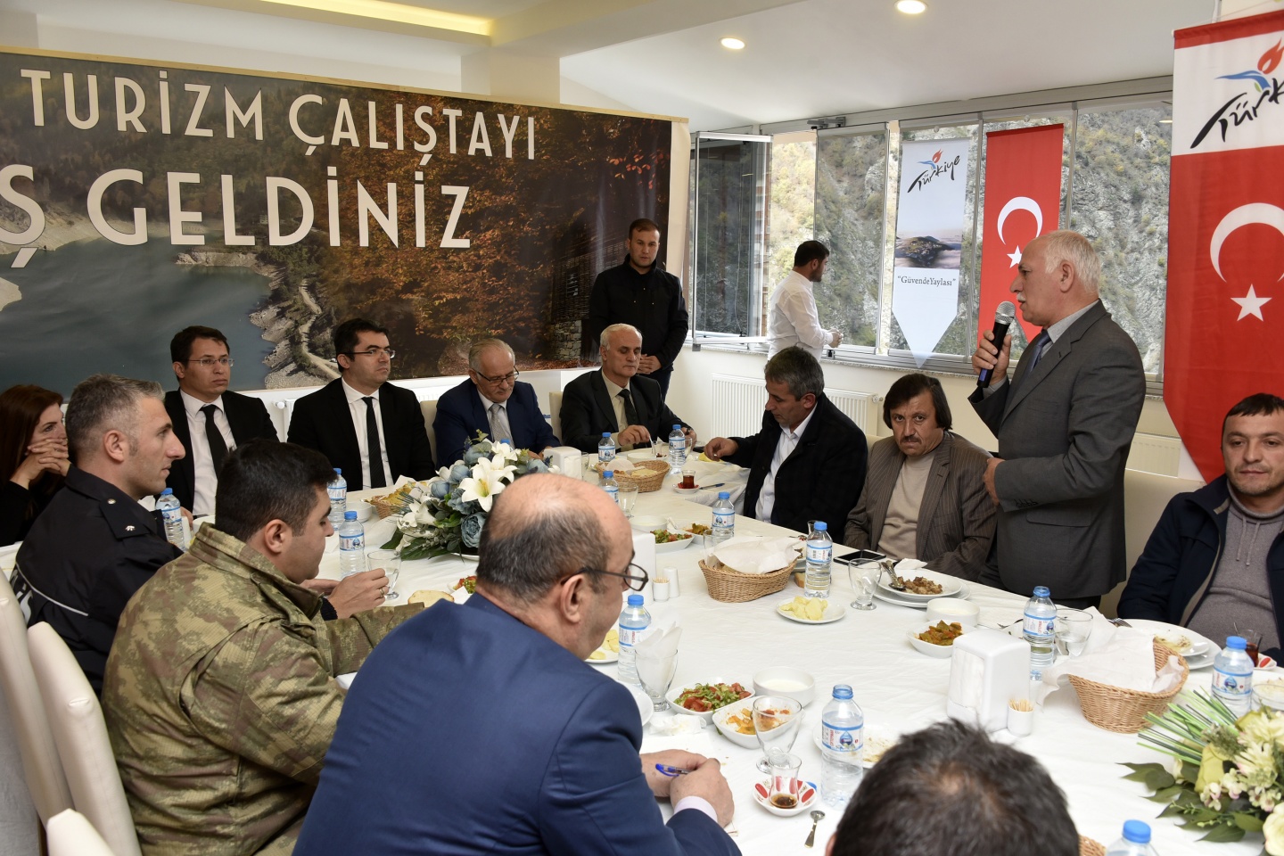 Kürtün’de muhtarlar toplantısı yapıldı 4