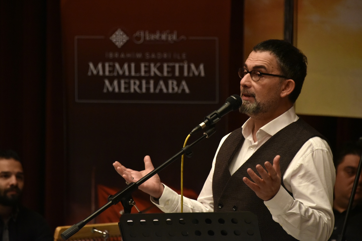‘İbrahim Sadri İle Memleketim Merhaba’ programının ilki Gümüşhane’de yapıldı 10