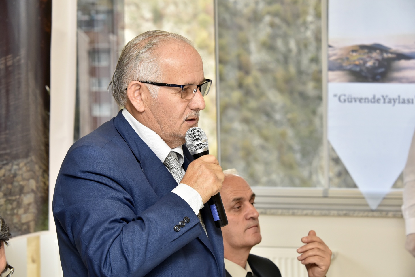 Kürtün’de muhtarlar toplantısı yapıldı 2