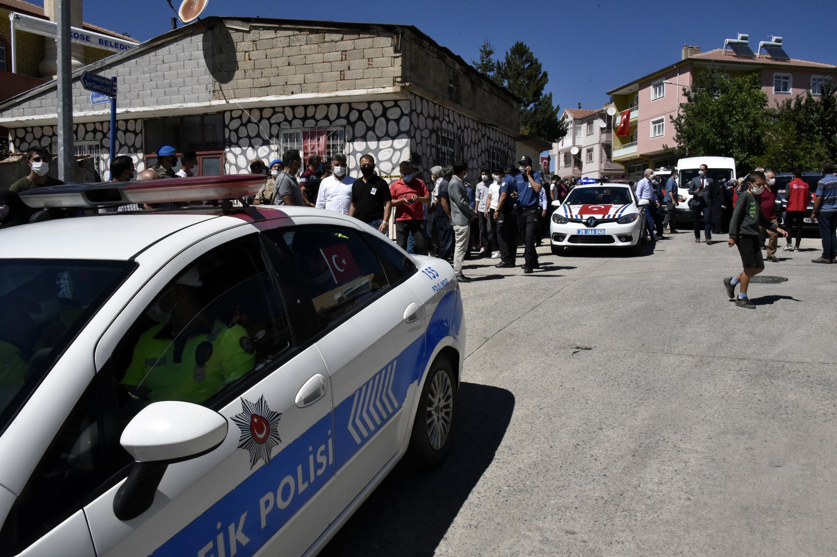 Köse şehidini son yolculuğuna uğurladı 12