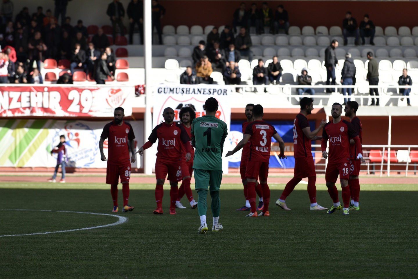 Lidere selam durun: 1-0 13