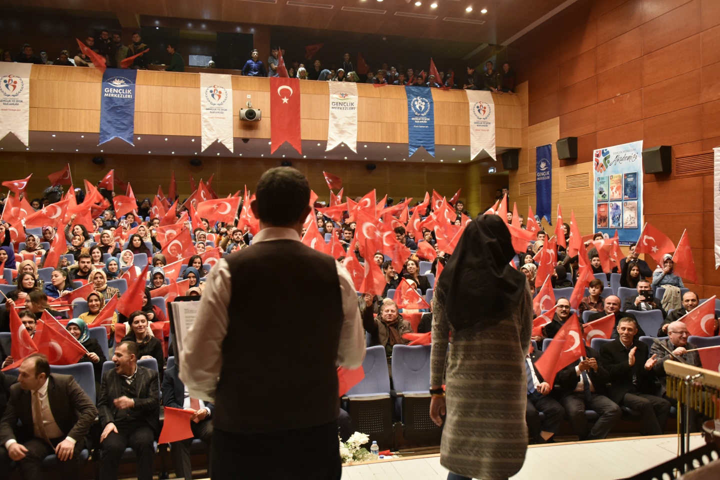 ‘İbrahim Sadri İle Memleketim Merhaba’ programının ilki Gümüşhane’de yapıldı 33