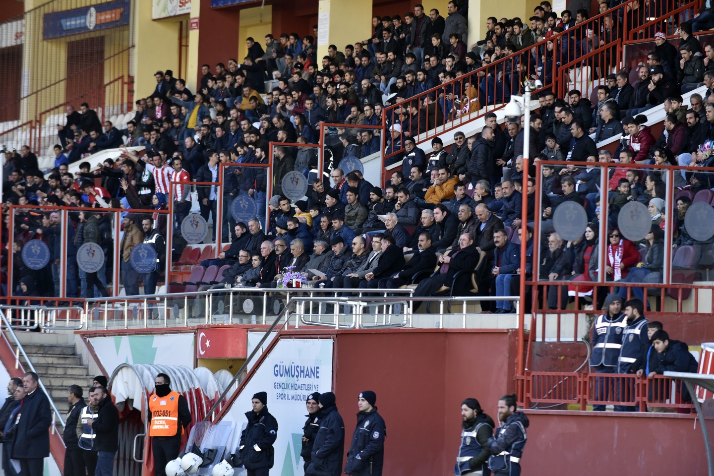 Lidere selam durun: 1-0 24