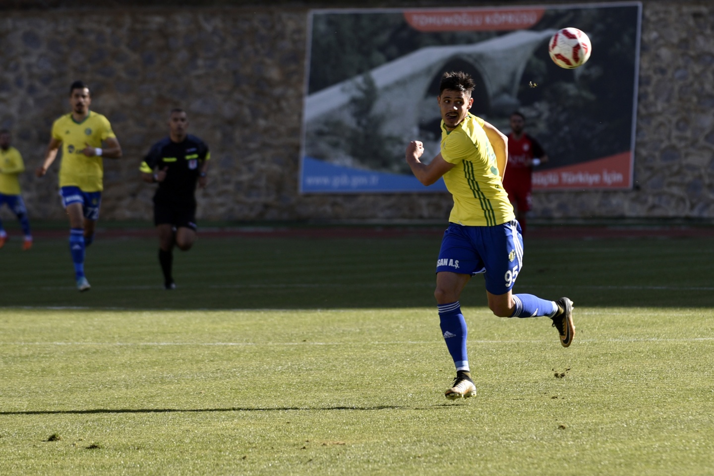 Lidere selam durun: 1-0 26