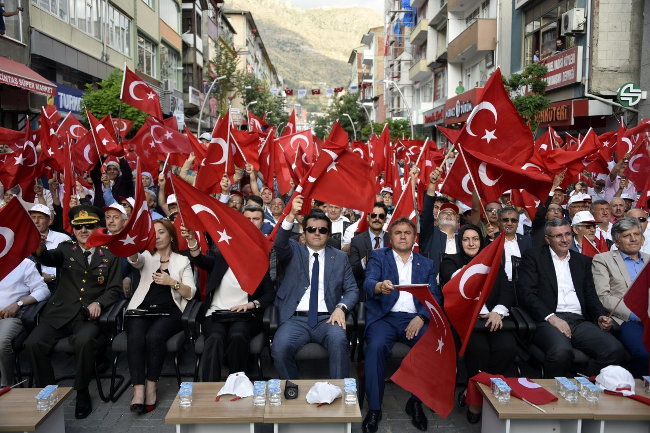 Gümüşhane Demokrasi Nöbeti, tarihi mitingle taçlandırıldı 4