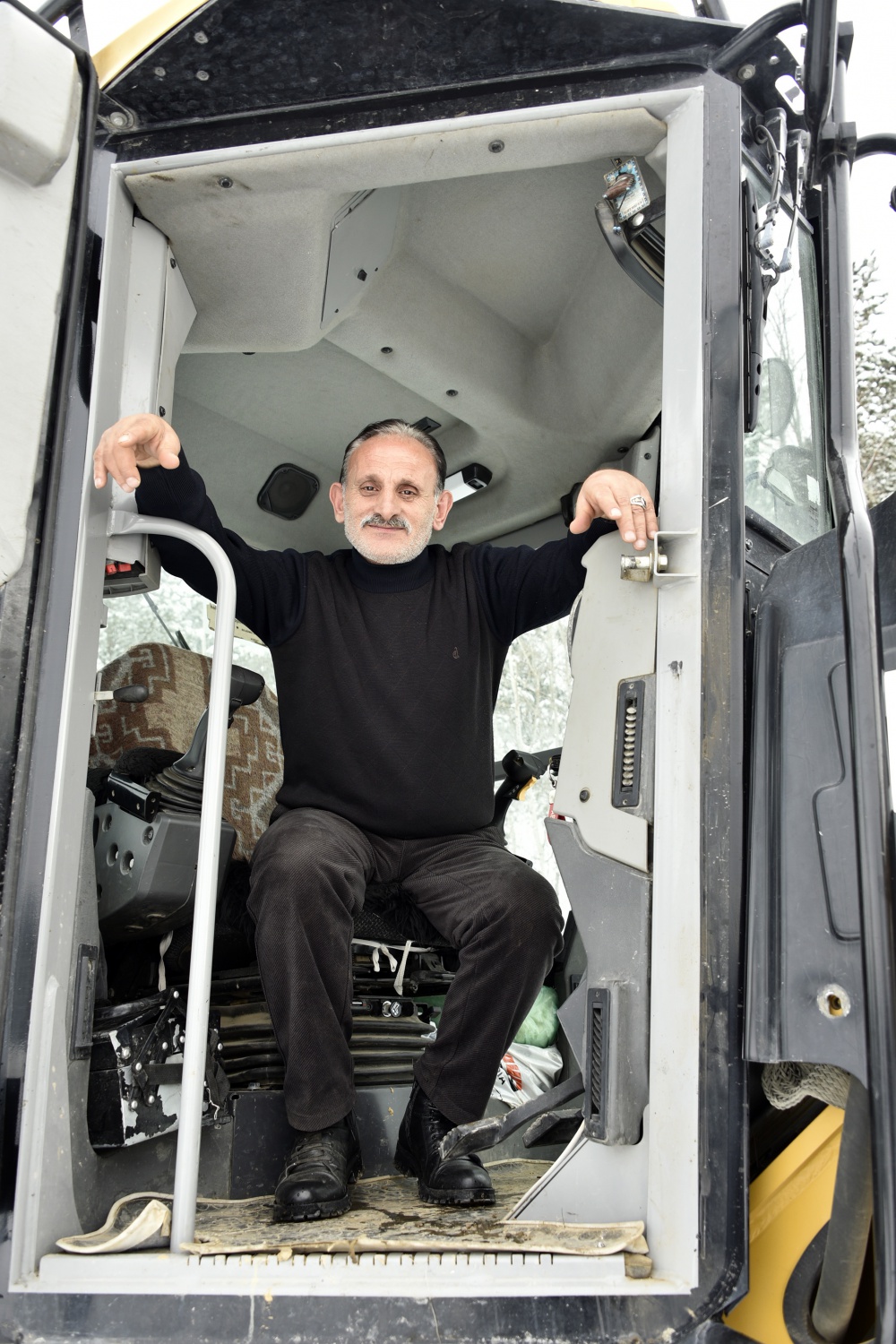 Gümüşhane'de karla mücadele çalışmaları devam ediyor 11