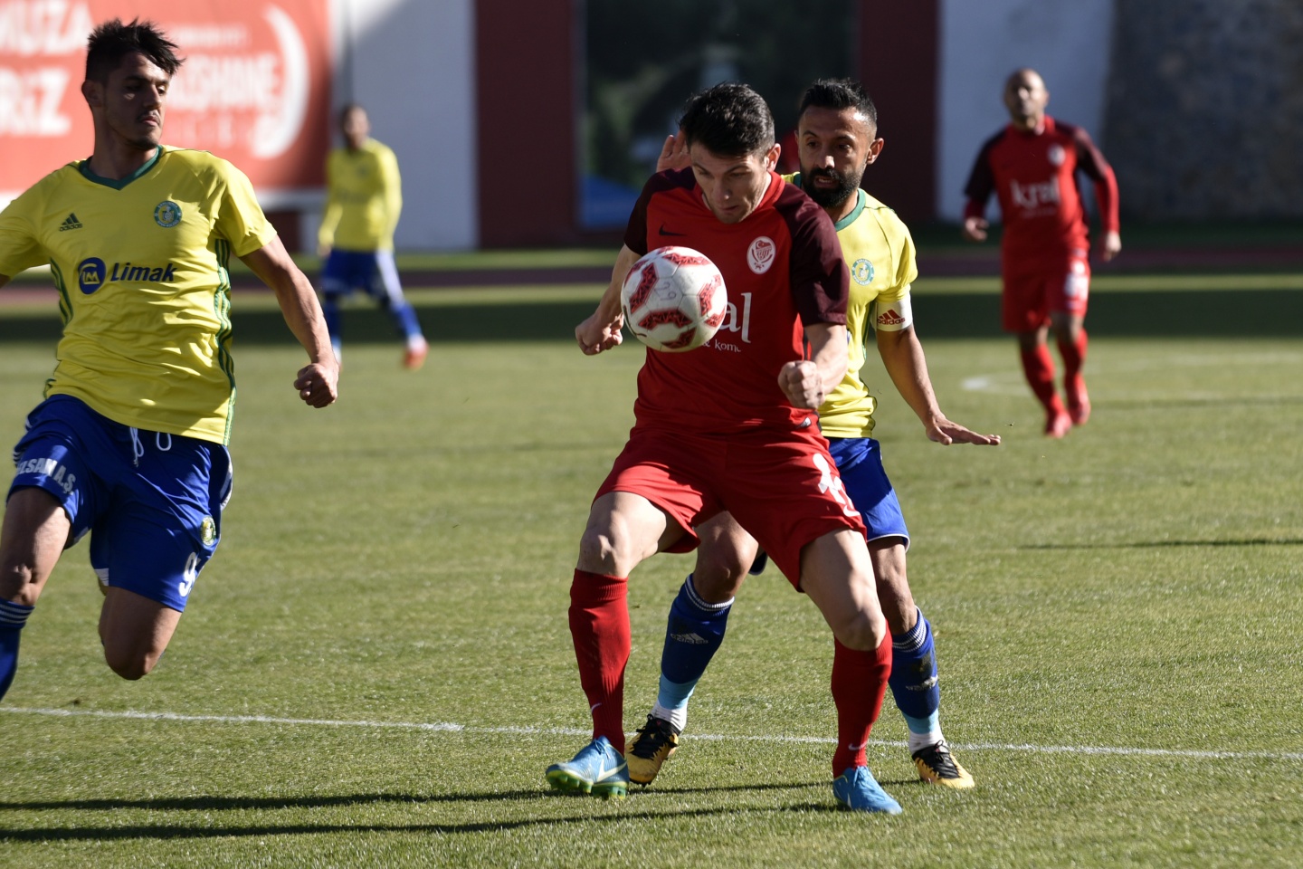 Lidere selam durun: 1-0 32