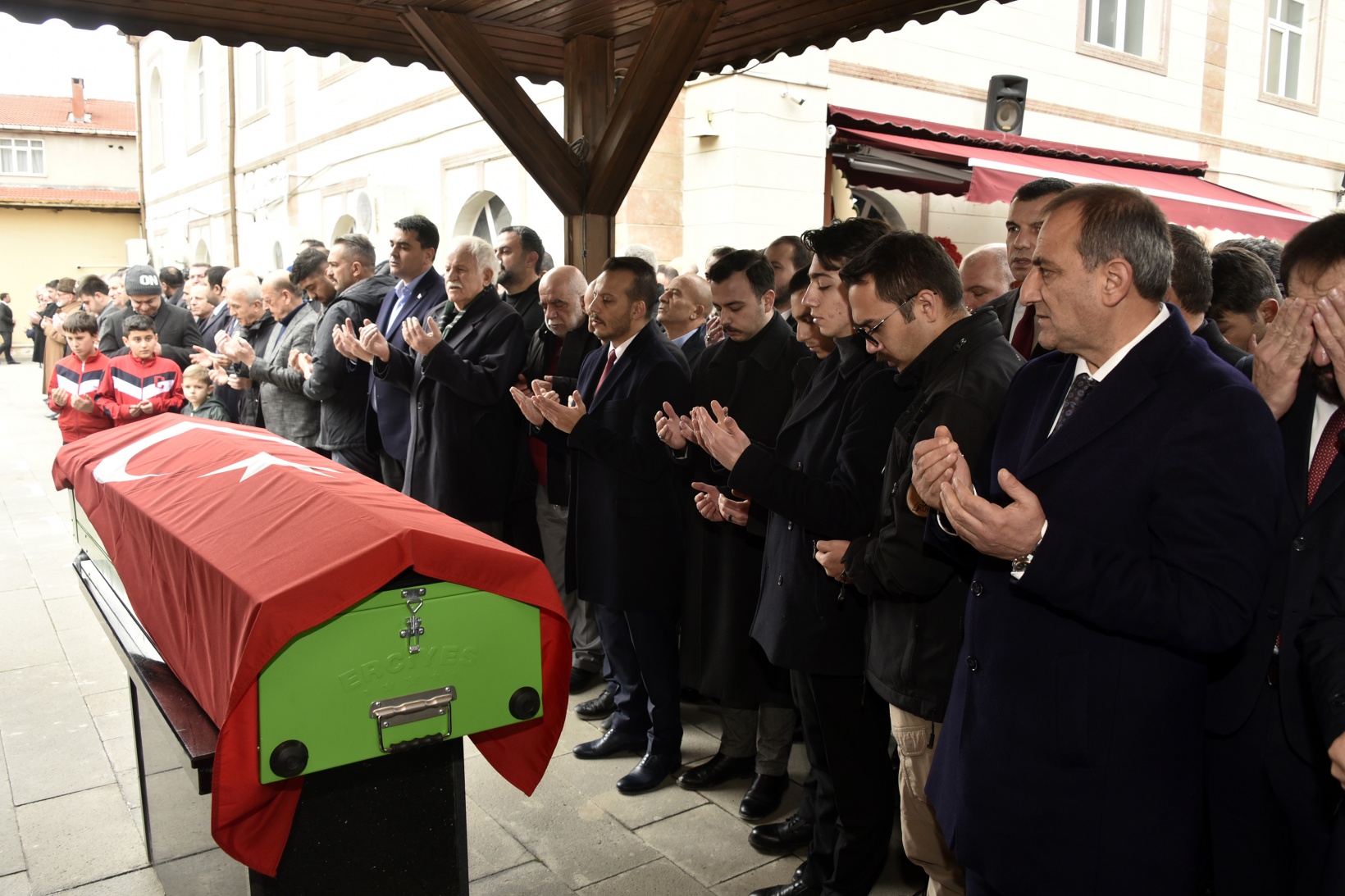 Dr. Mustafa Çalık son yolculuğuna uğurlandı 16