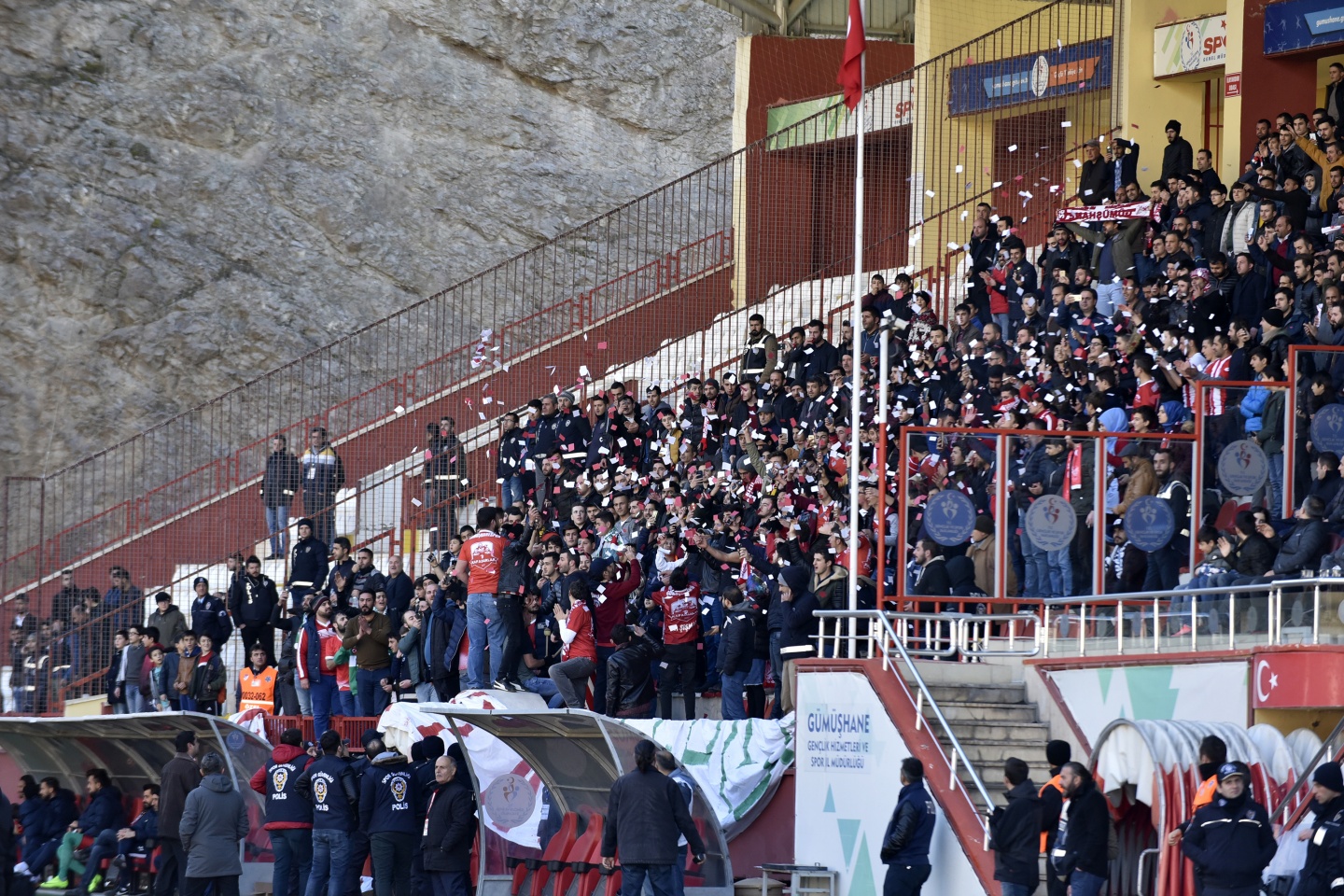 Lidere selam durun: 1-0 47