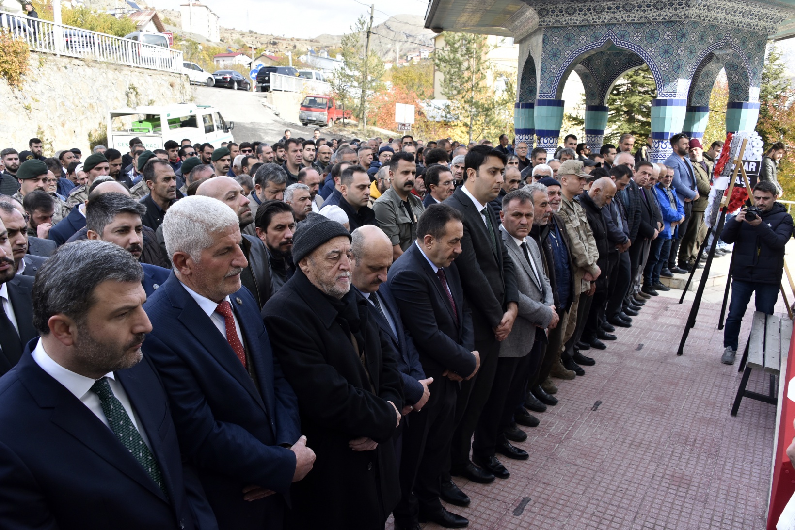 Genç yaşta kalp krizi geçiren polis memuru son yolculuğuna uğurlandı 15