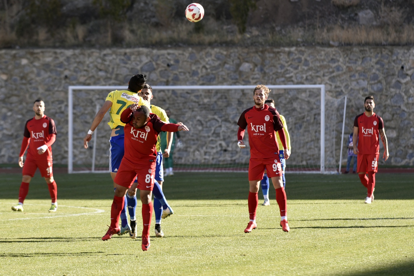 Lidere selam durun: 1-0 43