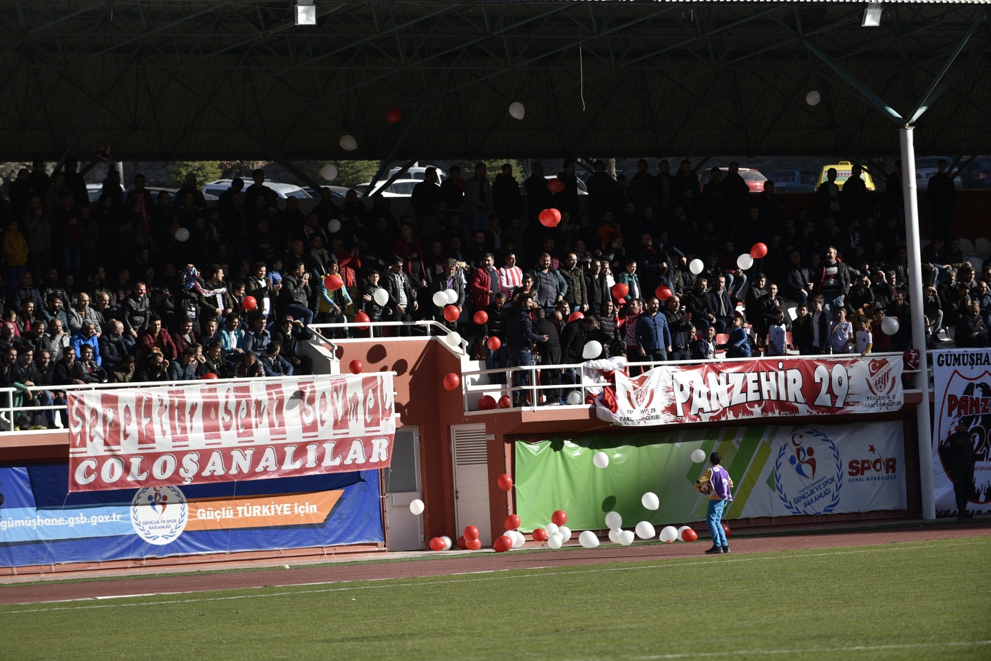 Lidere selam durun: 1-0 44