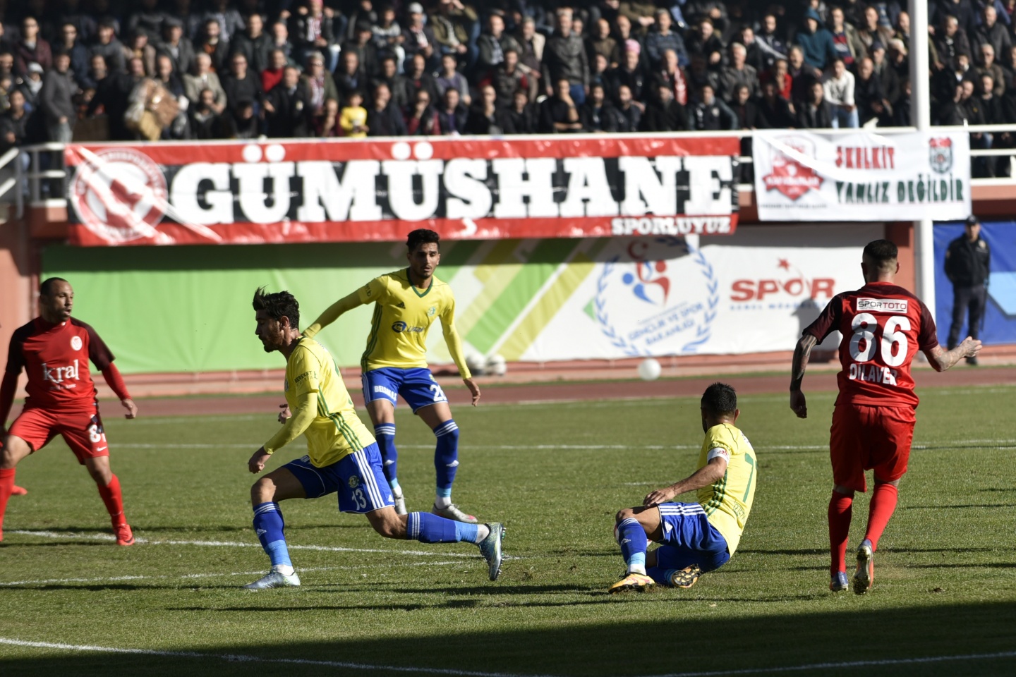 Lidere selam durun: 1-0 46