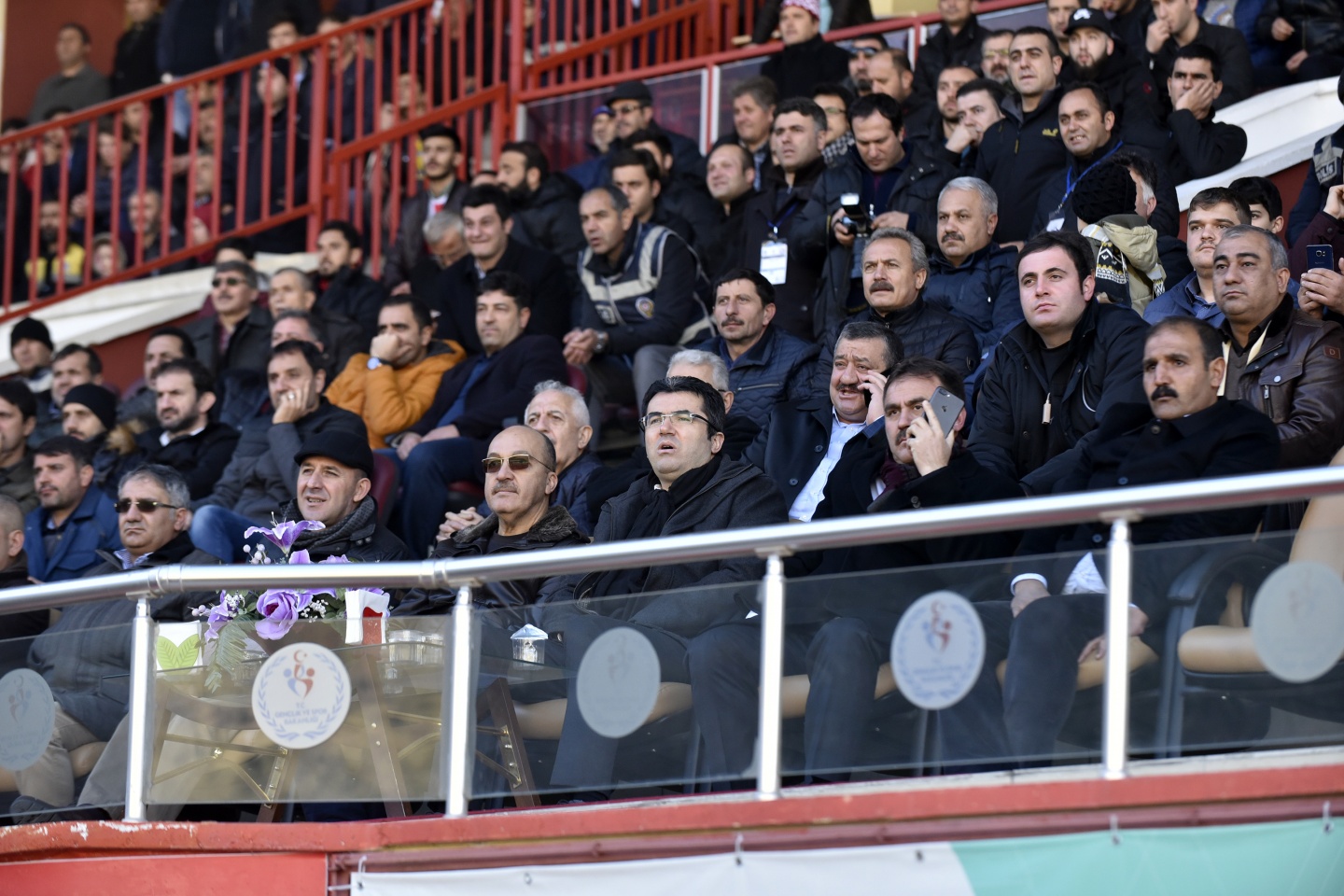 Lidere selam durun: 1-0 45