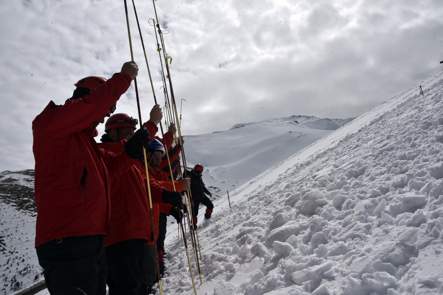 Zigana Dağında 100 personelle çığ tatbikatı 44