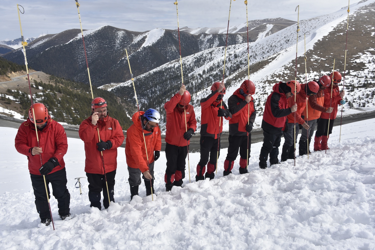 Zigana Dağında 100 personelle çığ tatbikatı 79