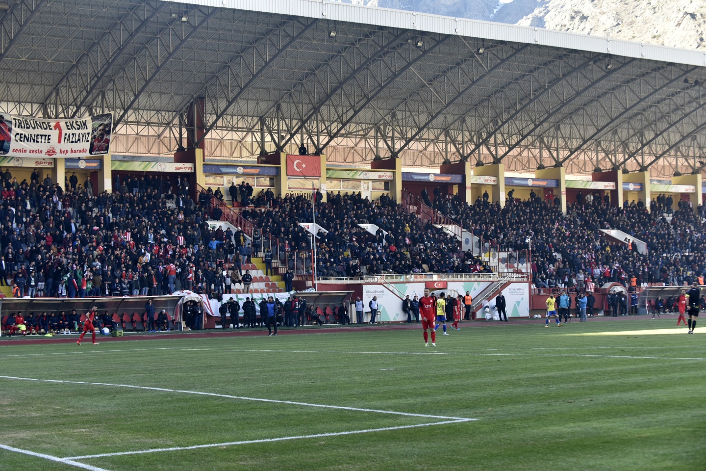 Lidere selam durun: 1-0 52